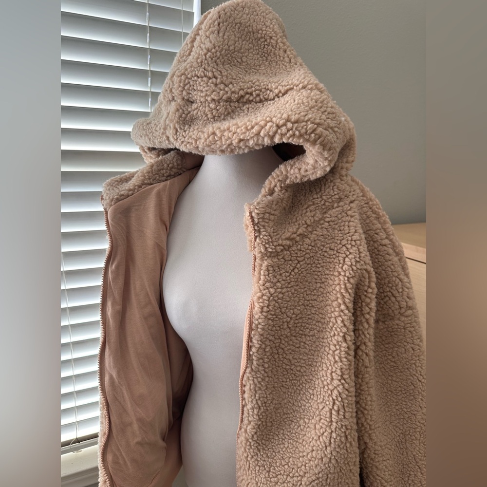 Fabletics Summit Teddy Jacket - Picture 5 of 8